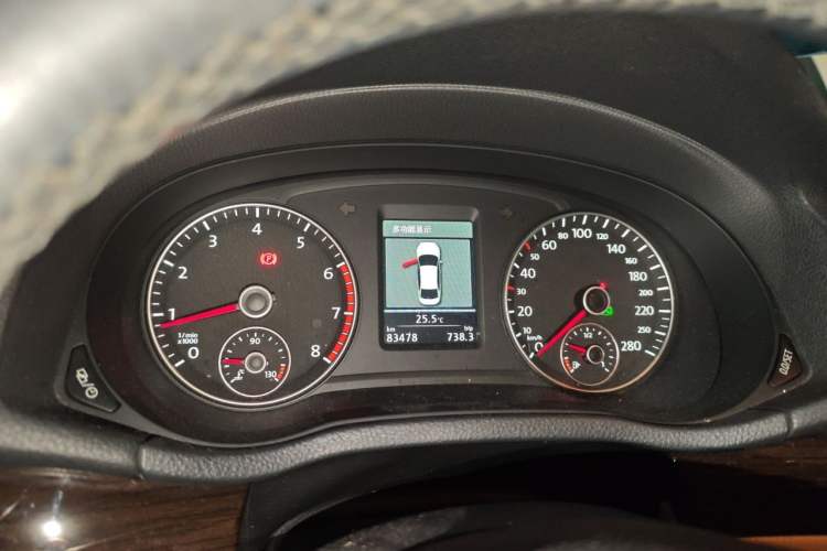 Used Volkswagen Passat 2014 1.8TSI DSG Prestige Edition Instrument Cluster