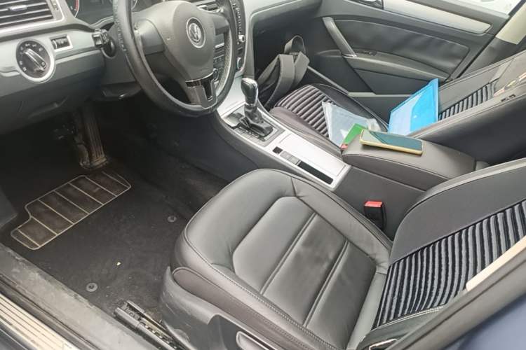 Used Volkswagen Passat 2014 1.8TSI DSG Prestige Edition Left Front Seat
