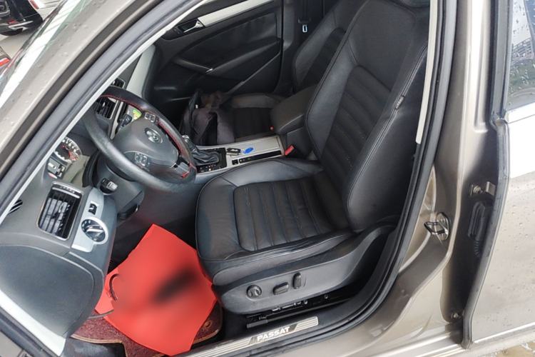Used Volkswagen Passat 2014 1.8TSI DSG Prestige Edition Left Front Seat