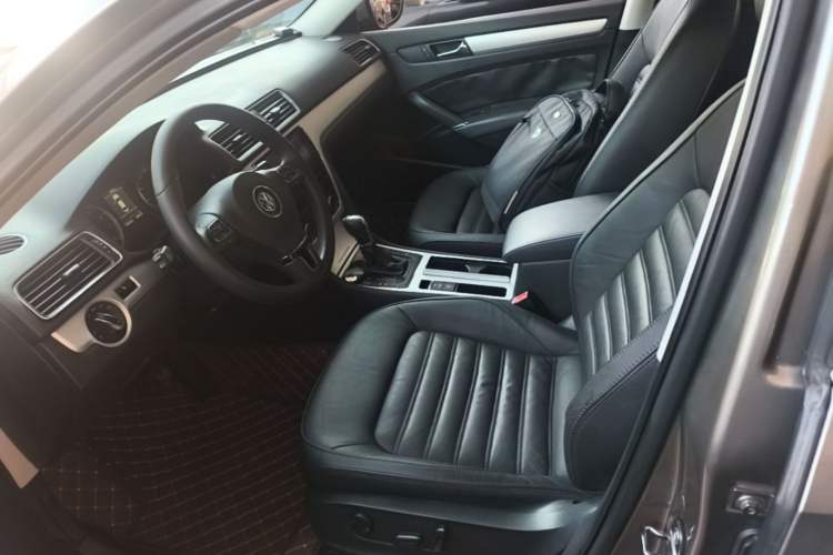 Used Volkswagen Passat 2014 1.8TSI DSG Prestige Edition Left Front Seat