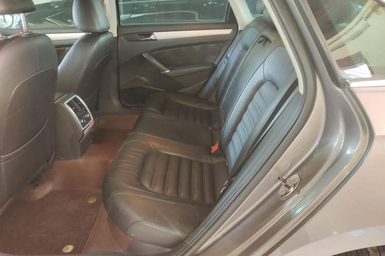 Used Volkswagen Passat 2014 1.8TSI DSG Prestige Edition Left Rear Seat