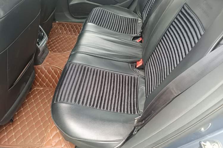 Used Volkswagen Passat 2014 1.8TSI DSG Prestige Edition Left Rear Seat