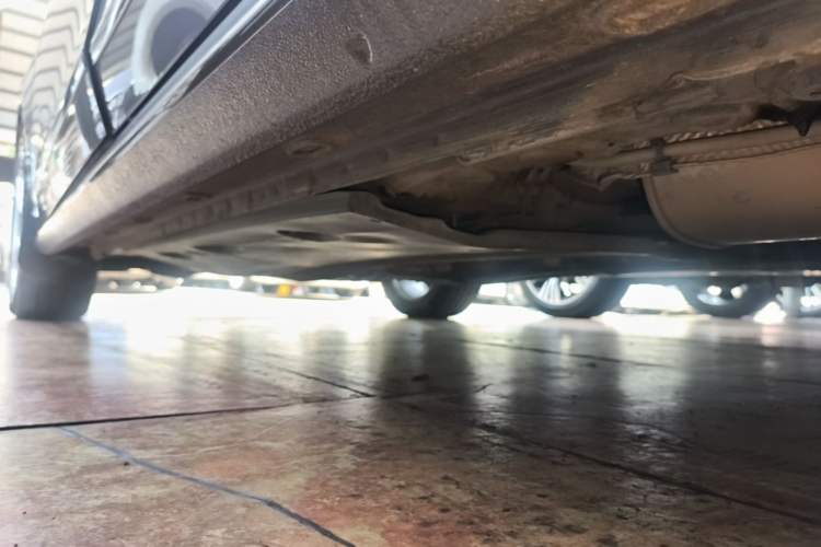 Used Volkswagen Passat 2014 1.8TSI DSG Prestige Edition Left Side Sill