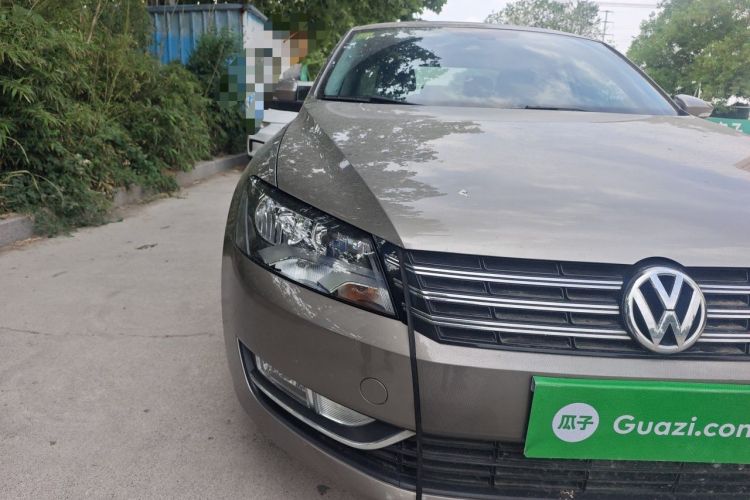 Used Volkswagen Passat 2014 1.4TSI Manual Prestige Edition Right Front Headlight
