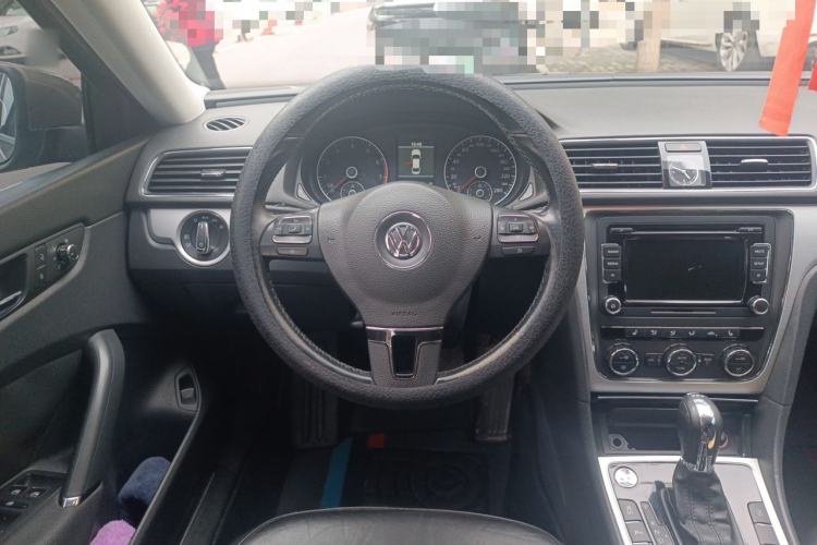 Used Volkswagen Passat 2014 1.8TSI DSG Prestige Edition Steering Wheel
