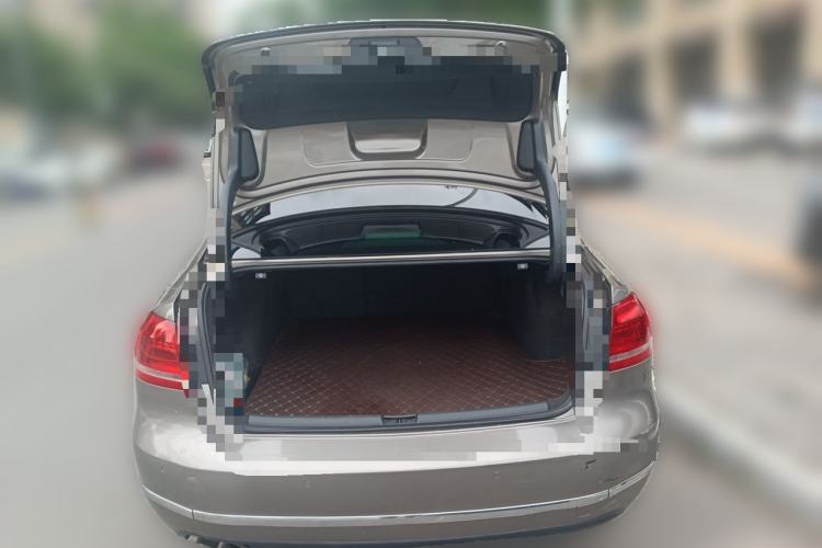 Used Volkswagen Passat 2014 1.8TSI DSG Prestige Edition Trunk
