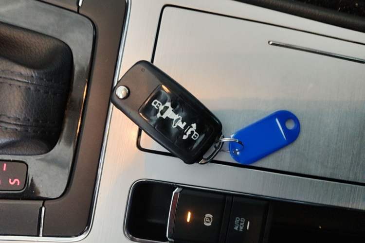 Used Volkswagen Passat 2014 1.8TSI DSG Prestige Edition Vehicle Key