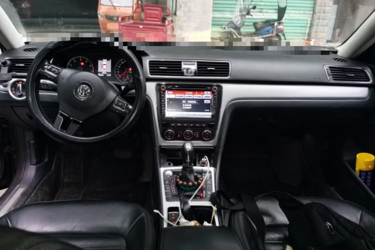 Used Volkswagen Passat 2014 1.8TSI DSG Prestige Edition Center Console