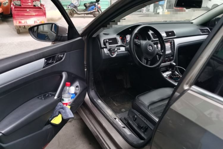 Used Volkswagen Passat 2014 1.8TSI DSG Prestige Edition Driver Seat