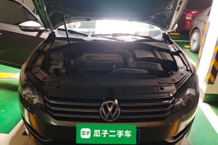 Used Volkswagen Passat 2014 1.8TSI DSG Prestige Edition Engine Bay