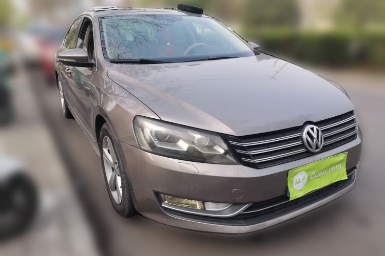 Used Volkswagen Passat 2014 2.0 TSI DSG Prestige Edition Front Right 45 Deg