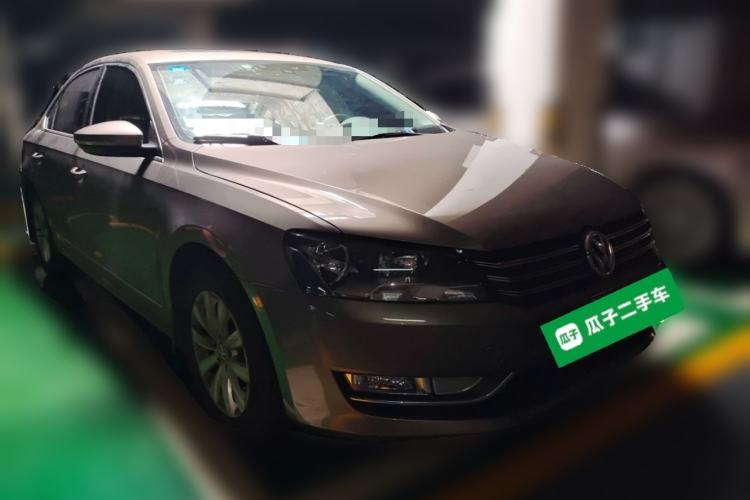 Used Volkswagen Passat 2014 1.8TSI DSG Prestige Edition Front Right 45 Deg