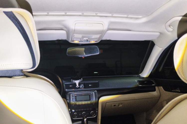 Used Volkswagen Passat 2014 1.8TSI Automatic Prestige Edition Headliner