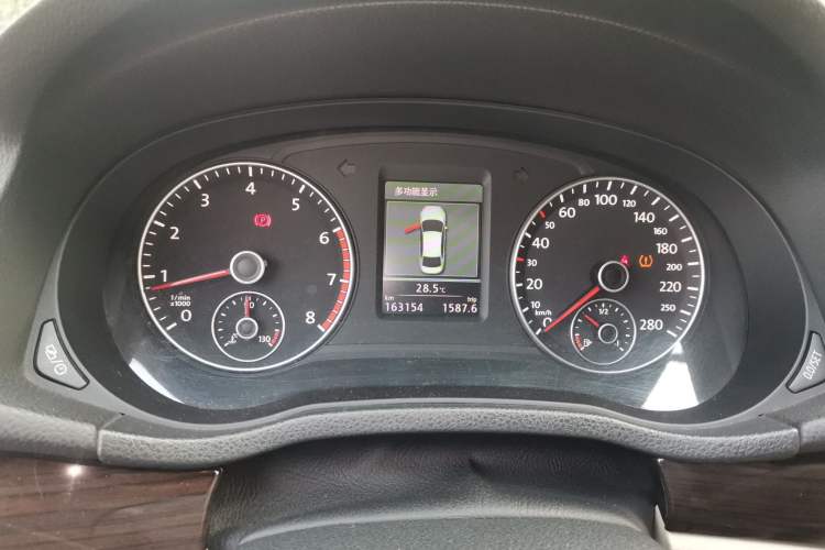 Used Volkswagen Passat 2014 2.0 TSI DSG Prestige Edition Instrument Cluster