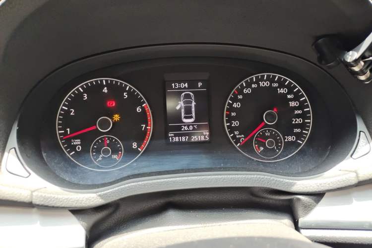Used Volkswagen Passat 2014 1.8TSI DSG Prestige Edition Instrument Cluster