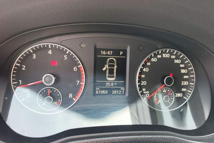 Used Volkswagen Passat 2014 1.8TSI DSG 30th Anniversary Edition Instrument Cluster