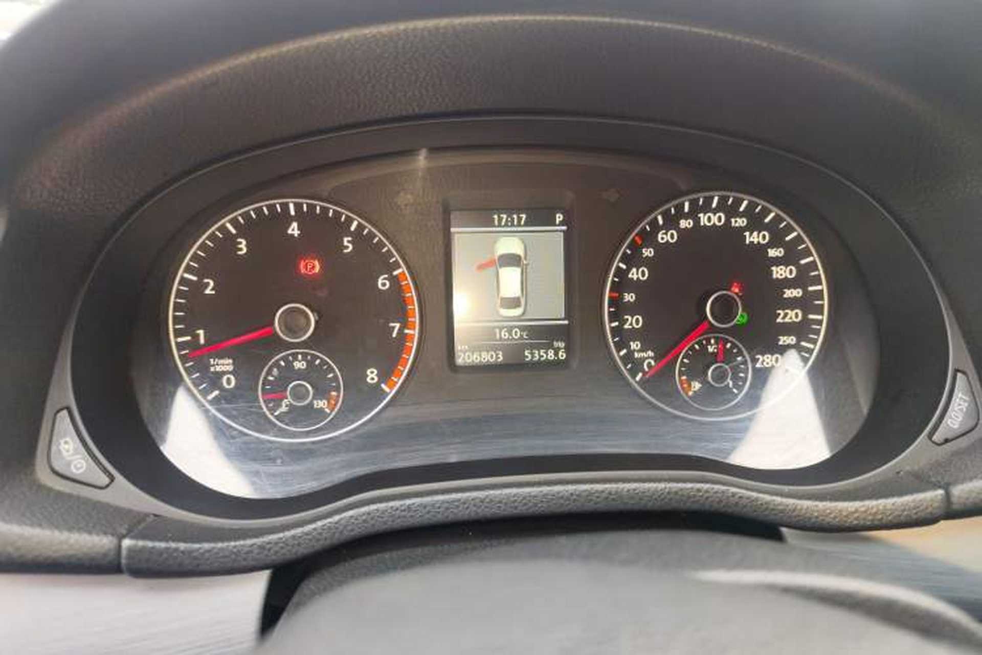 Used Volkswagen Passat 2014 2.0 TSI DSG Prestige Navigation Edition Instrument Cluster