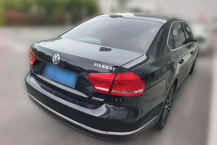 Used Volkswagen Passat 2014 1.8TSI DSG 30th Anniversary Edition Rear Right 45 Deg