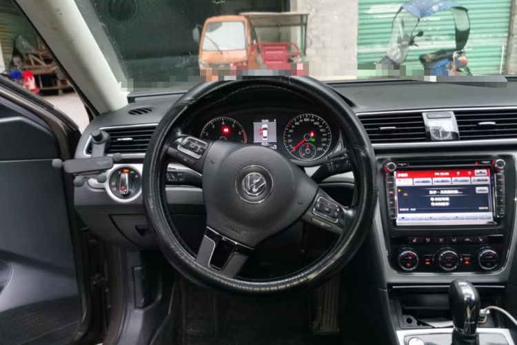 Used Volkswagen Passat 2014 1.8TSI DSG Prestige Edition Steering Wheel