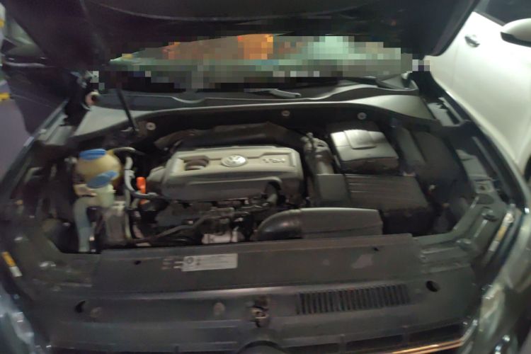 Used Volkswagen Passat 2014 1.8TSI DSG Prestige Edition Engine Bay Left