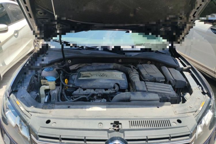 Used Volkswagen Passat 2014 1.8TSI DSG Prestige Navigation Edition Engine Bay