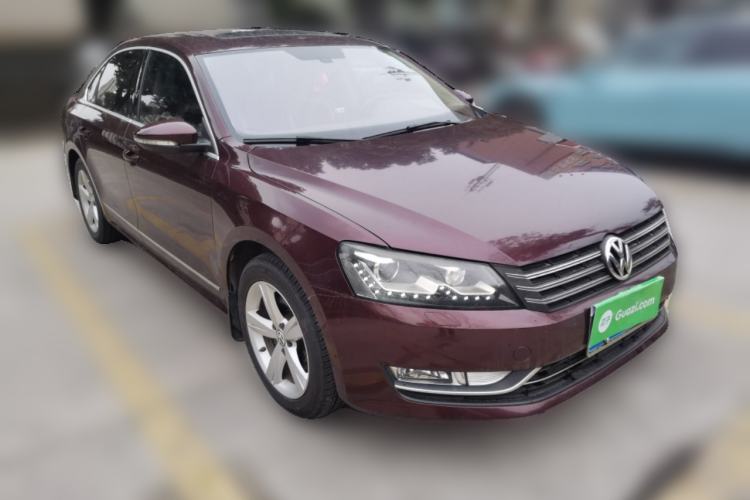 Used Volkswagen Passat 2014 1.8TSI DSG Prestige Edition Front Right 45 Deg