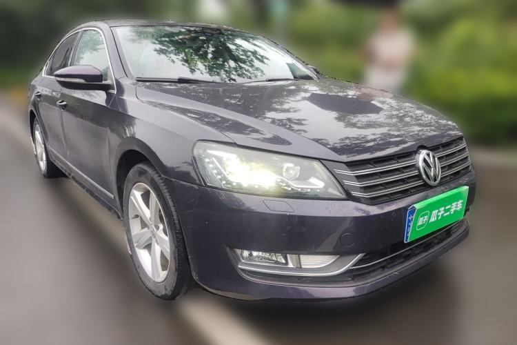 Used Volkswagen Passat 2014 1.8TSI DSG Prestige Edition Front Right 45 Deg