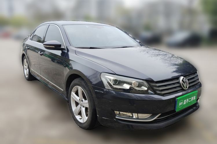 Used Volkswagen Passat 2014 1.8TSI DSG Prestige Edition Front Right 45 Deg