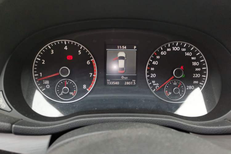 Used Volkswagen Passat 2014 1.8TSI DSG Prestige Edition Instrument Cluster