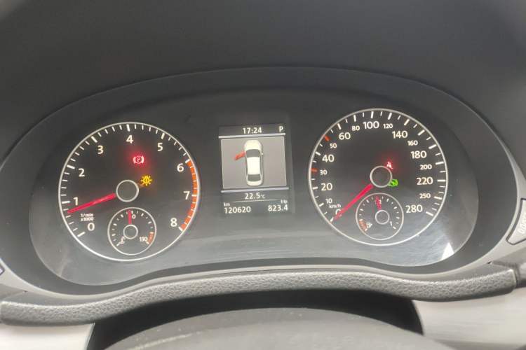 Used Volkswagen Passat 2014 1.8TSI DSG Prestige Edition Instrument Cluster