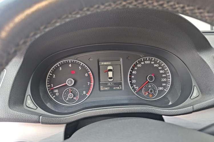 Used Volkswagen Passat 2014 1.8TSI DSG Prestige Edition Instrument Cluster