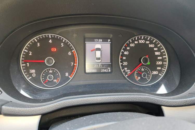Used Volkswagen Passat 2014 1.8TSI DSG Prestige Edition Instrument Cluster
