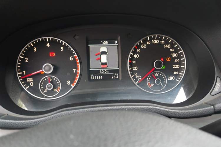 Used Volkswagen Passat 2014 1.8TSI DSG Prestige Navigation Edition Instrument Cluster