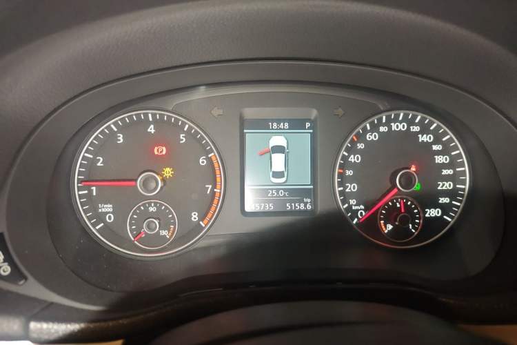 Used Volkswagen Passat 2014 1.8TSI DSG Prestige Edition Instrument Cluster