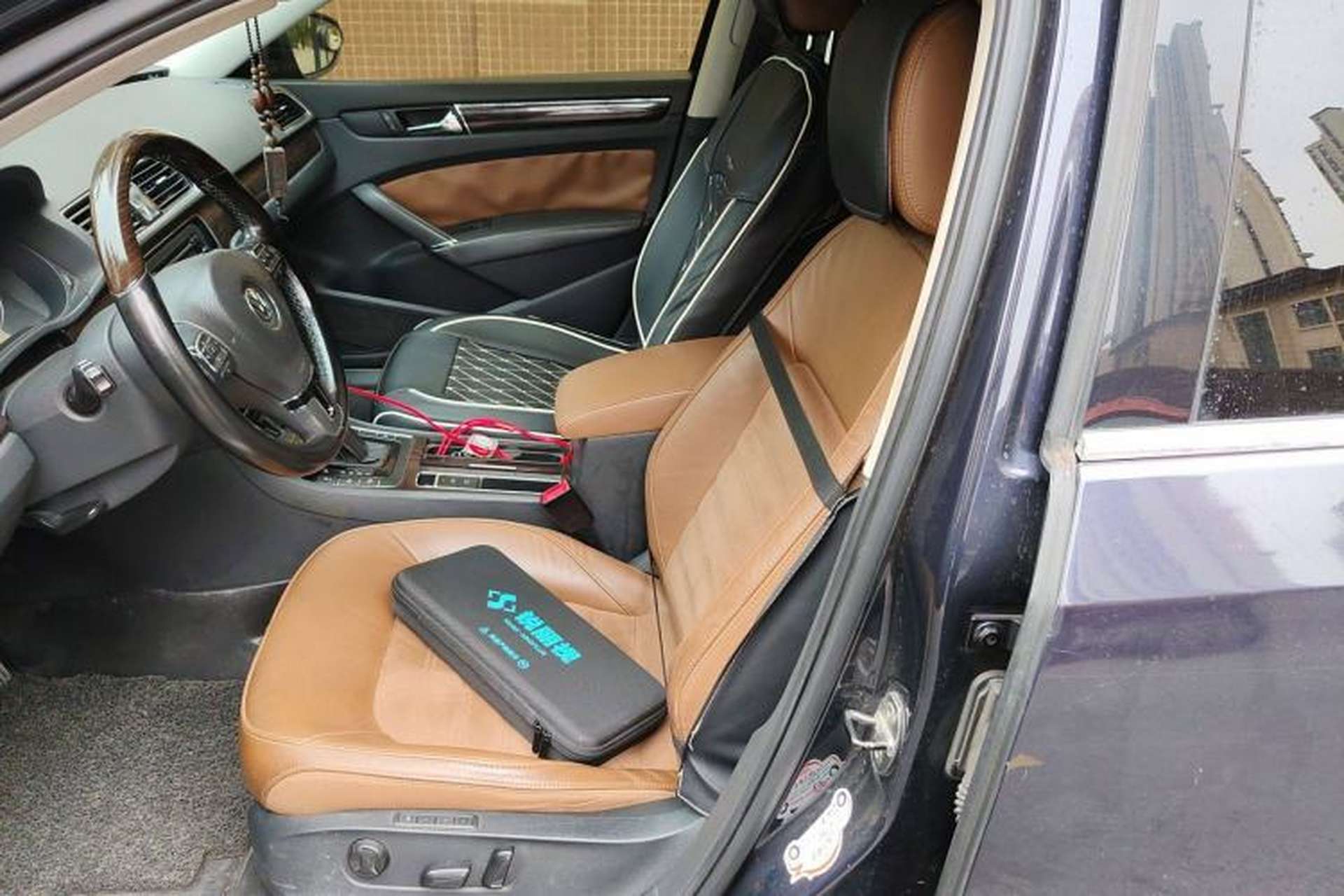 Used Volkswagen Passat 2014 1.8TSI DSG Ultimate Edition Left Front Seat