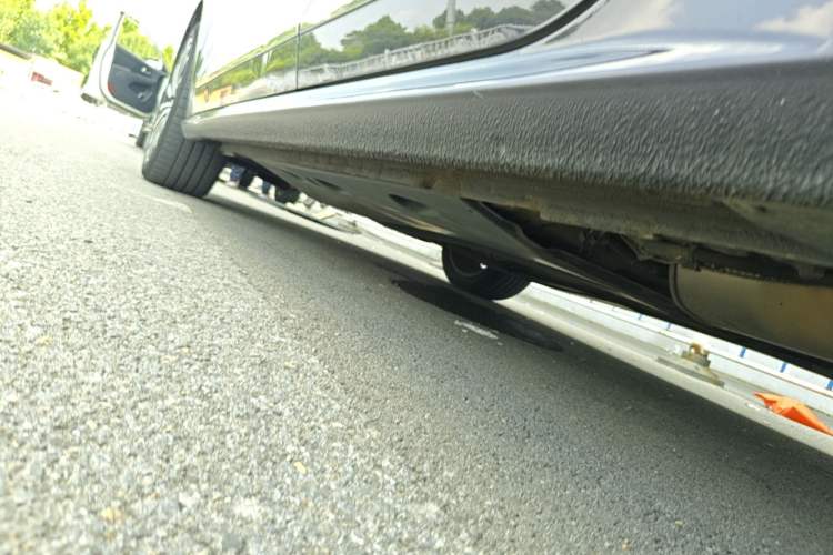 Used Volkswagen Passat 2014 1.8TSI DSG Prestige Edition Left Side Sill