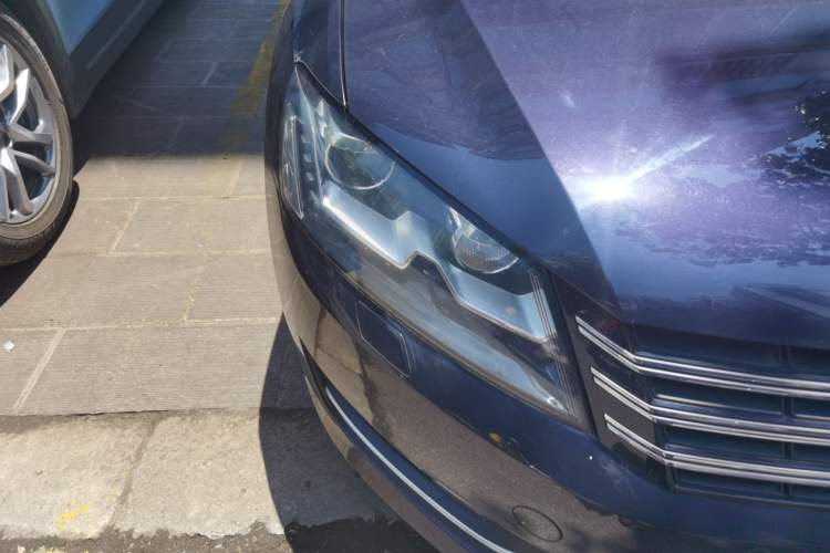 Used Volkswagen Passat 2014 1.8TSI DSG Prestige Edition Right Front Headlight