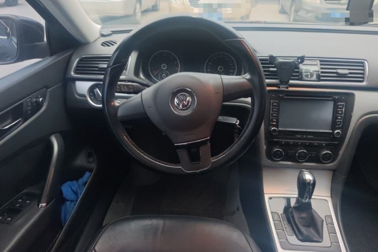 Used Volkswagen Passat 2014 1.8TSI DSG Prestige Edition Steering Wheel