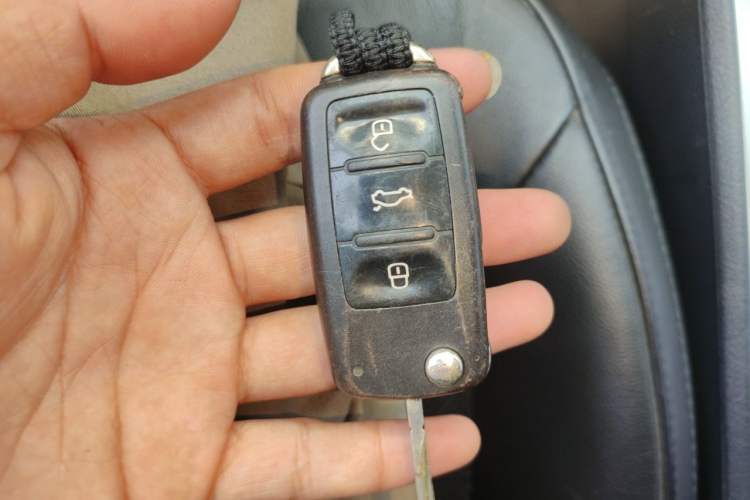 Used Volkswagen Passat 2014 1.8TSI DSG Prestige Navigation Edition Vehicle Key