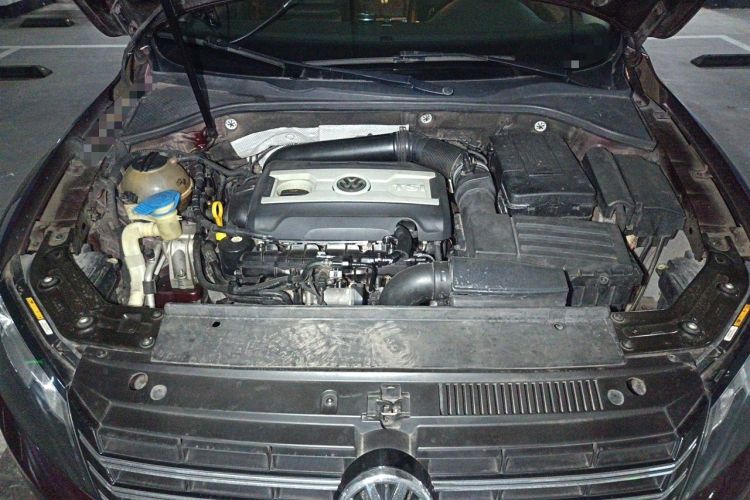 Used Volkswagen Passat 2014 2.0 TSI DSG Prestige Edition Engine Bay