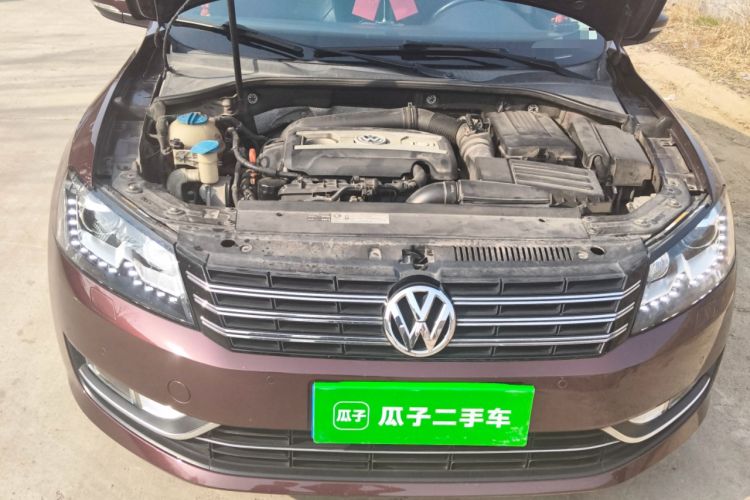 Used Volkswagen Passat 2014 1.8TSI DSG Prestige Edition Engine Bay Right