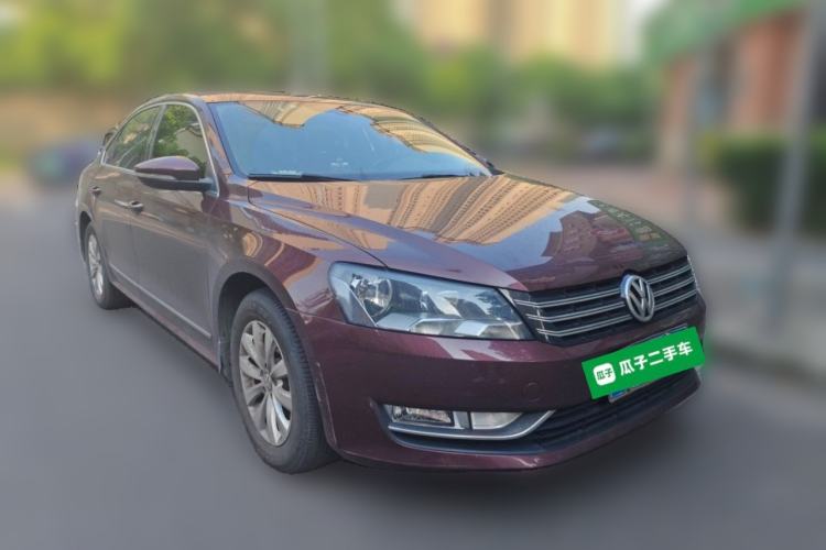 Used Volkswagen Passat 2014 1.8TSI DSG Prestige Navigation Edition Front Right 45 Deg