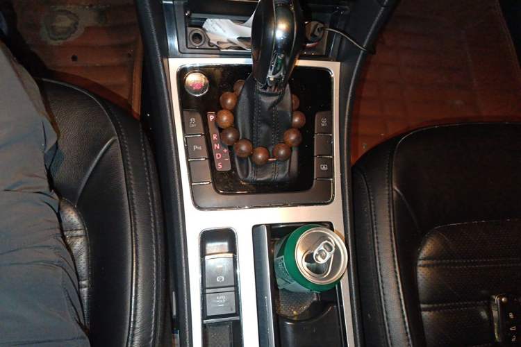 Used Volkswagen Passat 2014 2.0 TSI DSG Prestige Edition Gear Lever