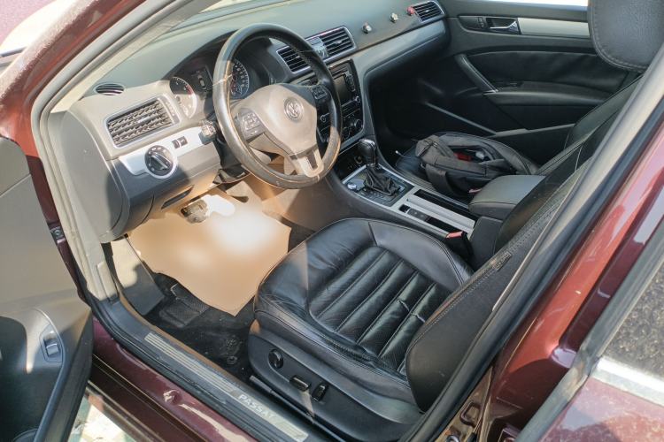 Used Volkswagen Passat 2014 1.8TSI DSG Prestige Edition Left Front Seat