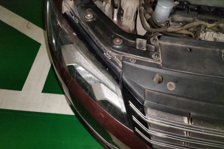 Used Volkswagen Passat 2014 1.8TSI DSG Prestige Edition Right Front Headlight