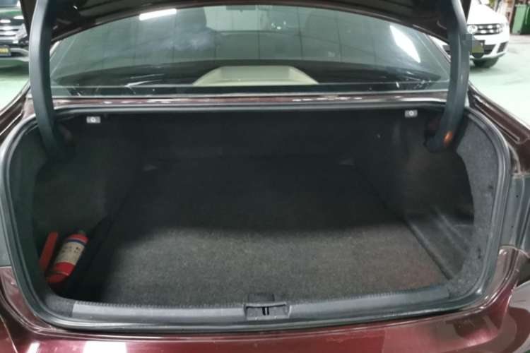 Used Volkswagen Passat 2014 1.8TSI DSG Prestige Edition Trunk
