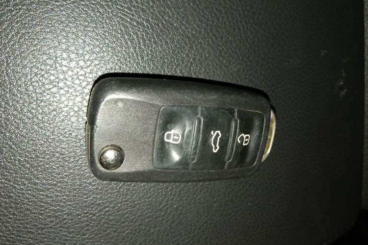 Used Volkswagen Passat 2014 1.8TSI DSG Prestige Edition Vehicle Key