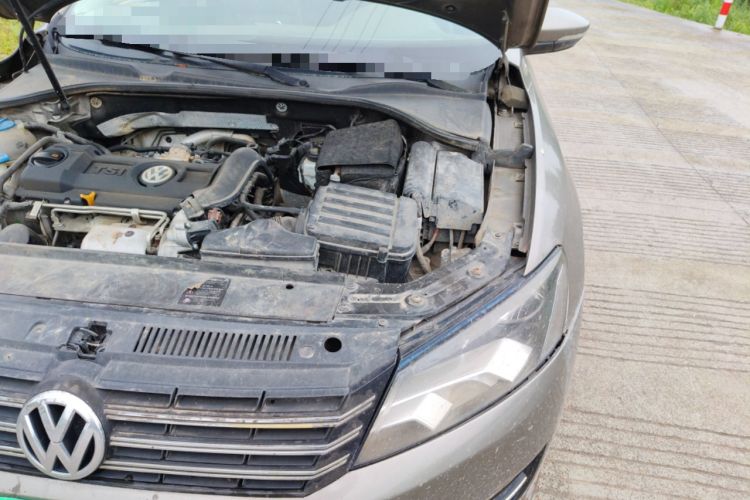 Used Volkswagen Passat 2014 1.4TSI DSG Prestige Edition Engine Bay Left