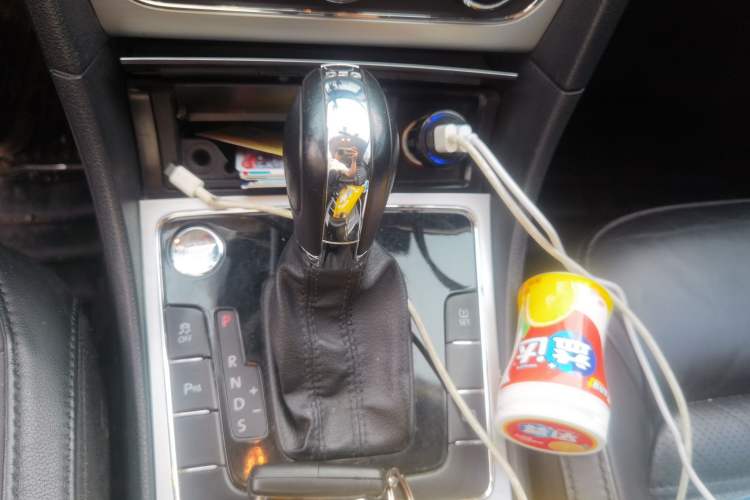 Used Volkswagen Passat 2014 1.8TSI DSG Prestige Edition Gear Lever