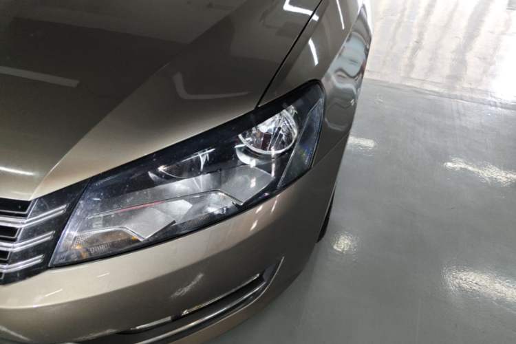 Used Volkswagen Passat 2014 1.8TSI Automatic Prestige Edition Left Front Headlight